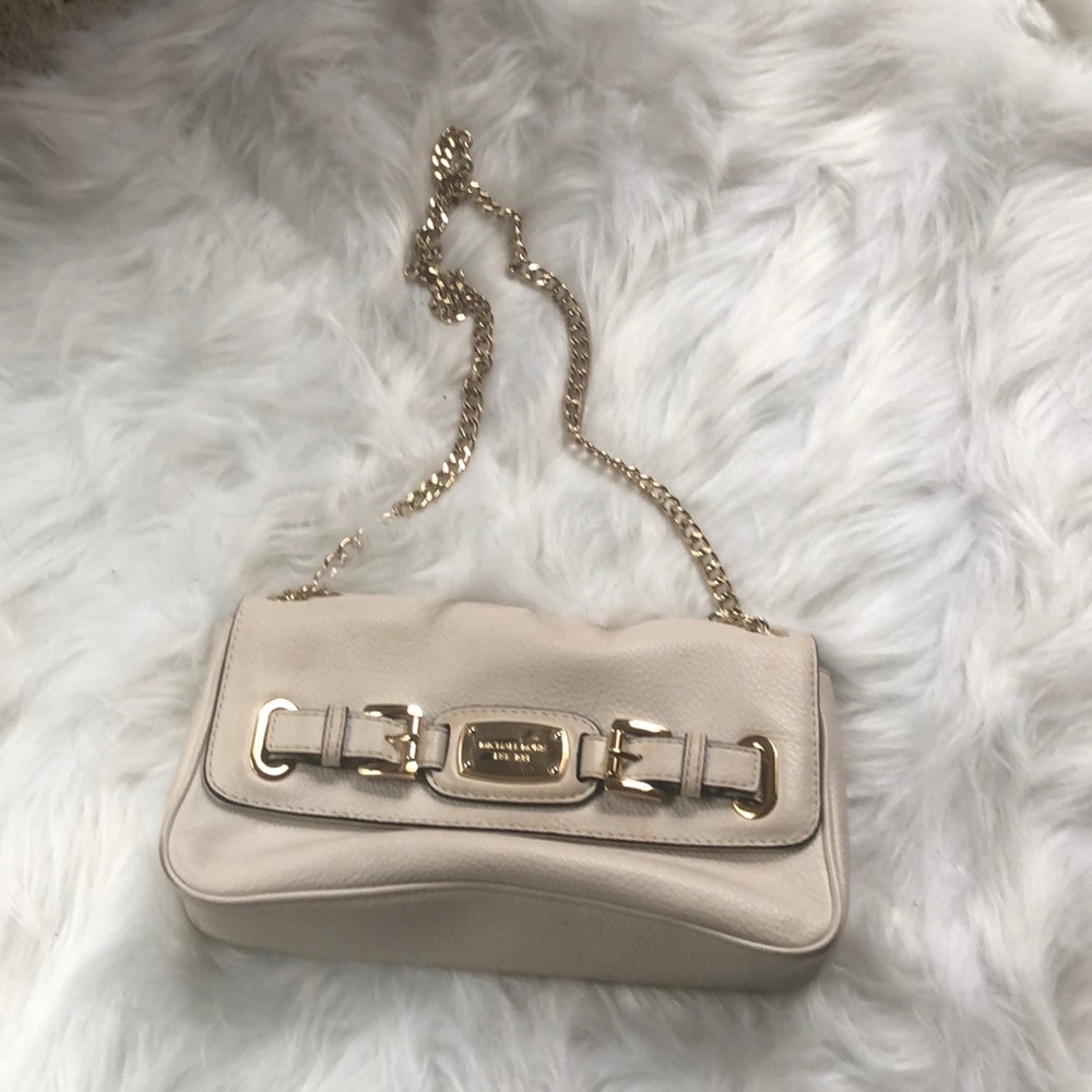 Purse - Picture 2 of 3